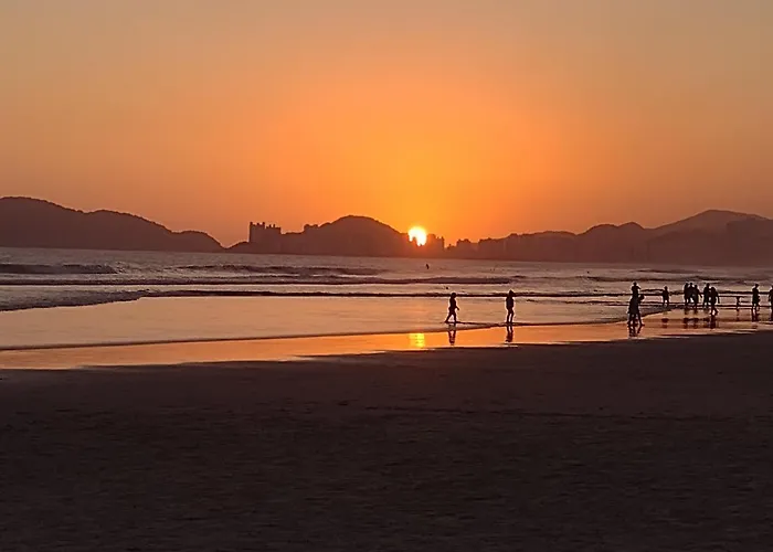 Apartamento Beira Mar - Enseada - Guarujá - 150 metros da praia